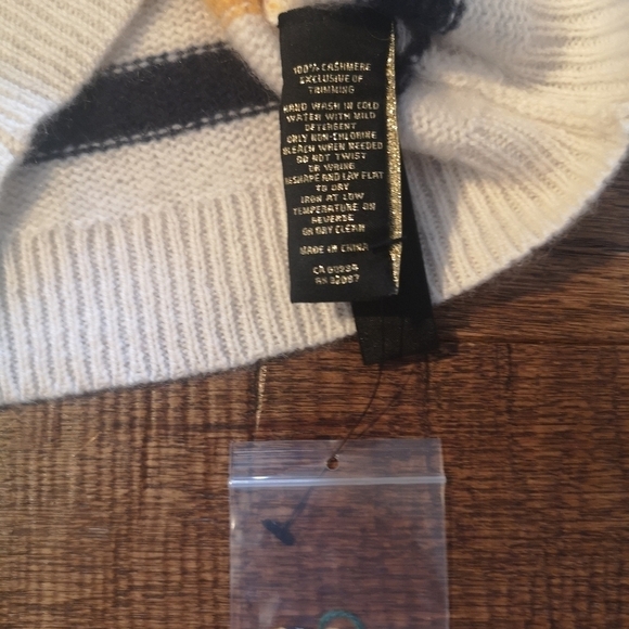 Cashmere Hudson's Bay stripes Baby sweater & cotton Onsie, Sz 0-6m - Picture 8 of 8